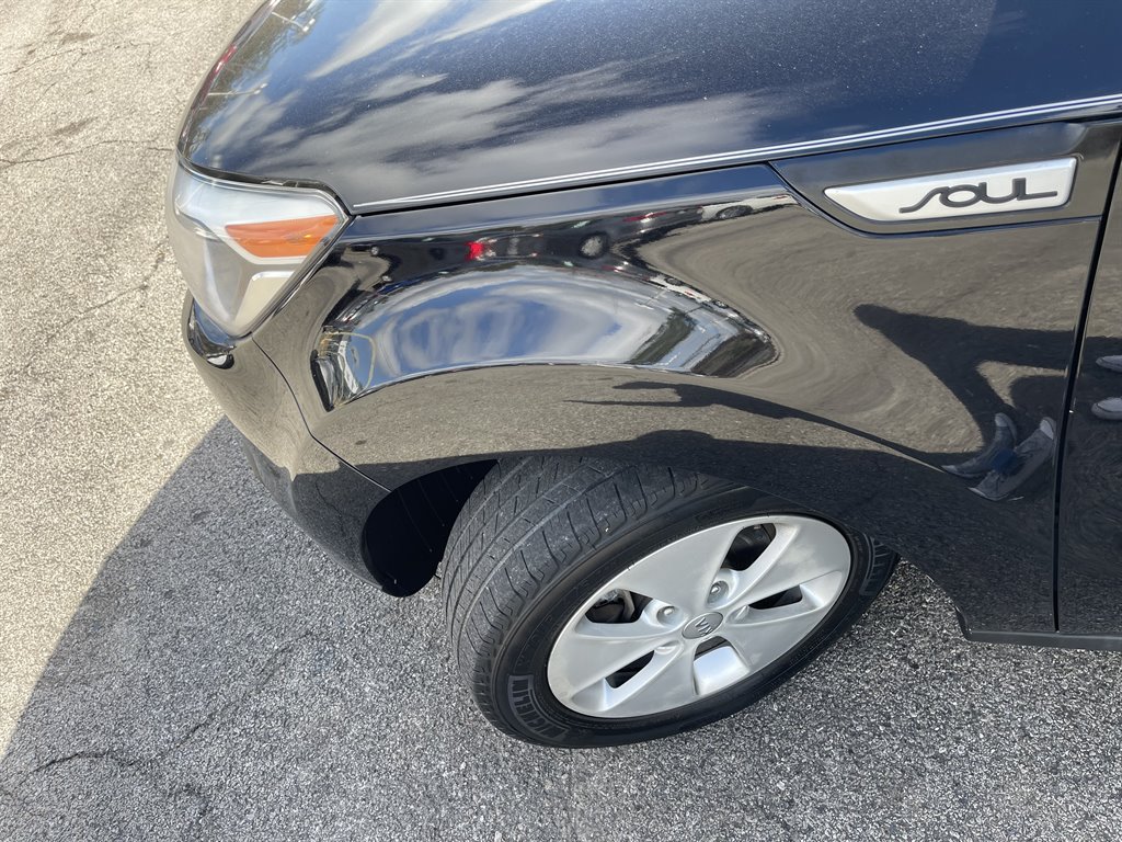 2016 Kia Soul - $10,995