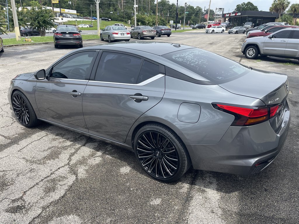 2019 Nissan Altima - $12,995