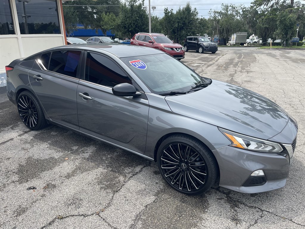 2019 Nissan Altima - $12,995