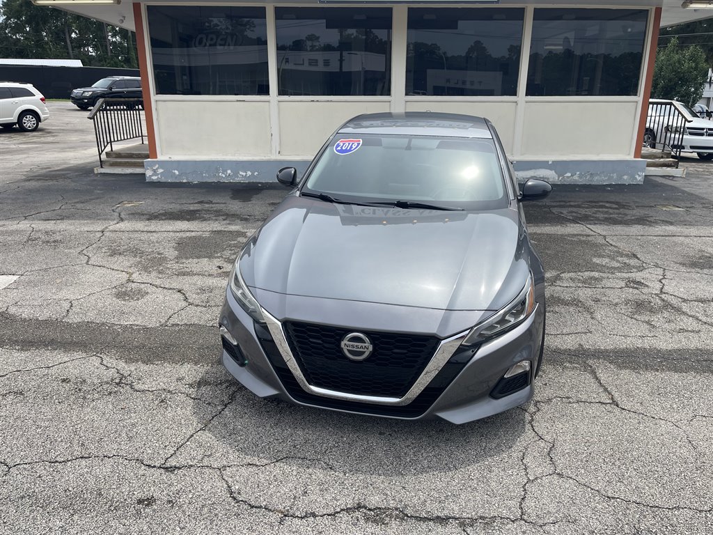 2019 Nissan Altima - $12,995