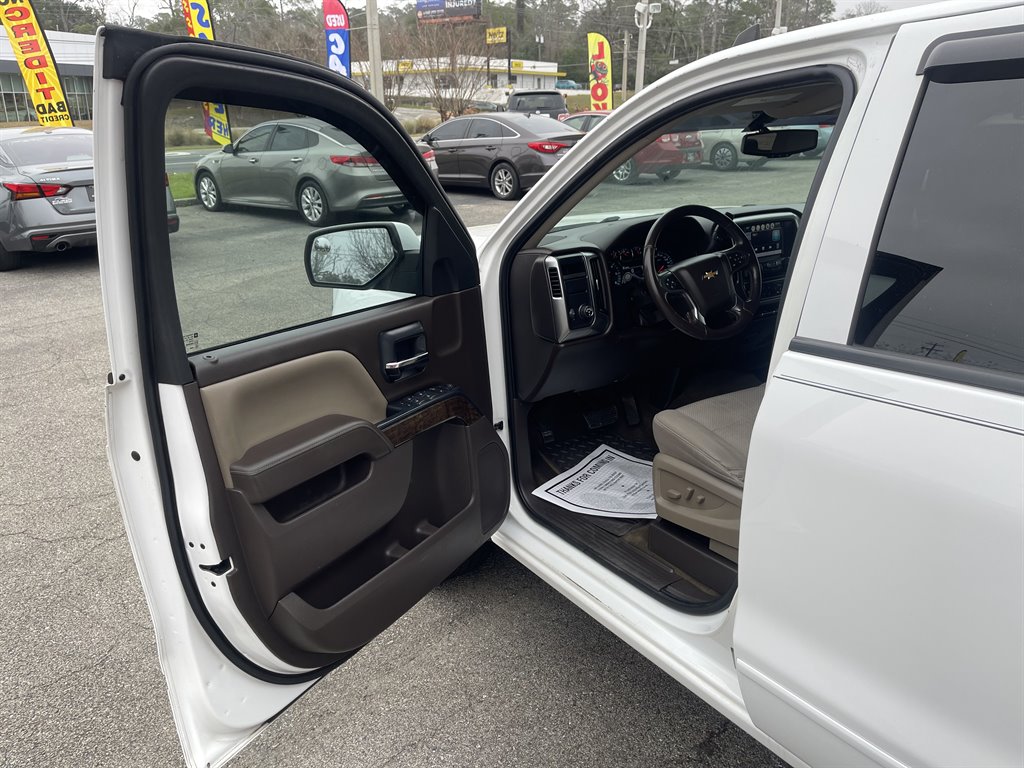 2015 Chevrolet Silverado - $17,995