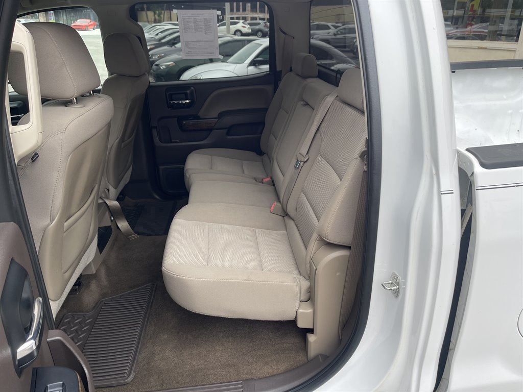 2015 Chevrolet Silverado - $17,995