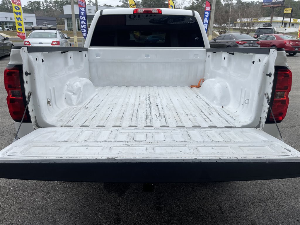 2015 Chevrolet Silverado - $17,995