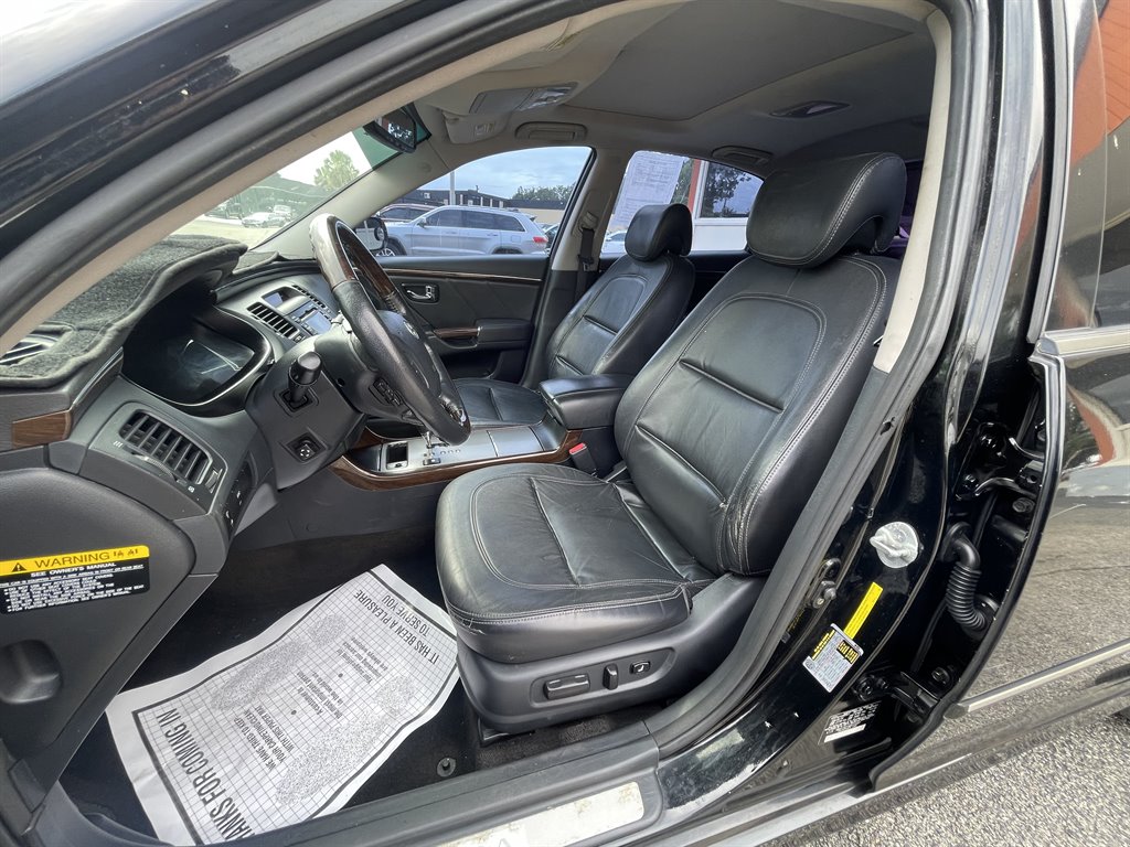 2011 Hyundai Azera - $8,995