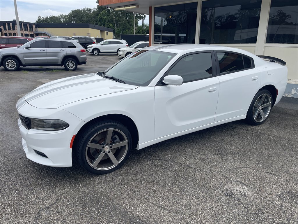 2015 Dodge Charger - $12,995