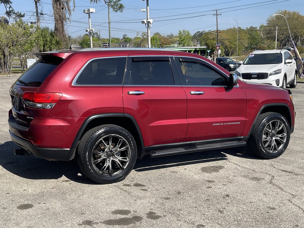 2014 Jeep Cherokee - $11,995