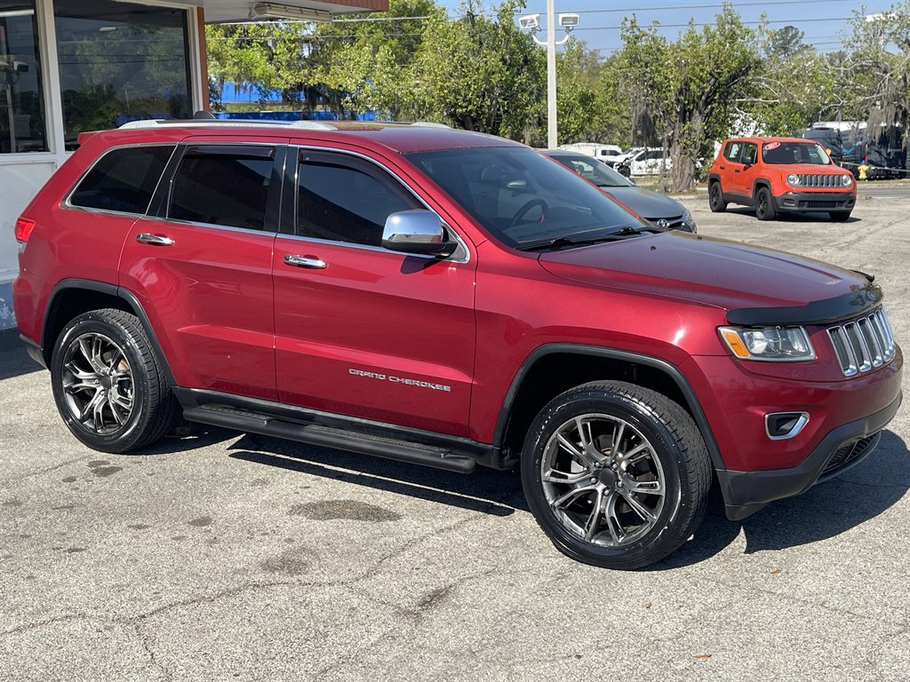 2014 Jeep Cherokee - $11,995