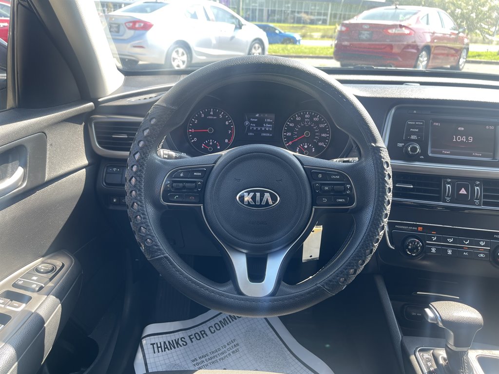 2017 Kia Optima - $11,995