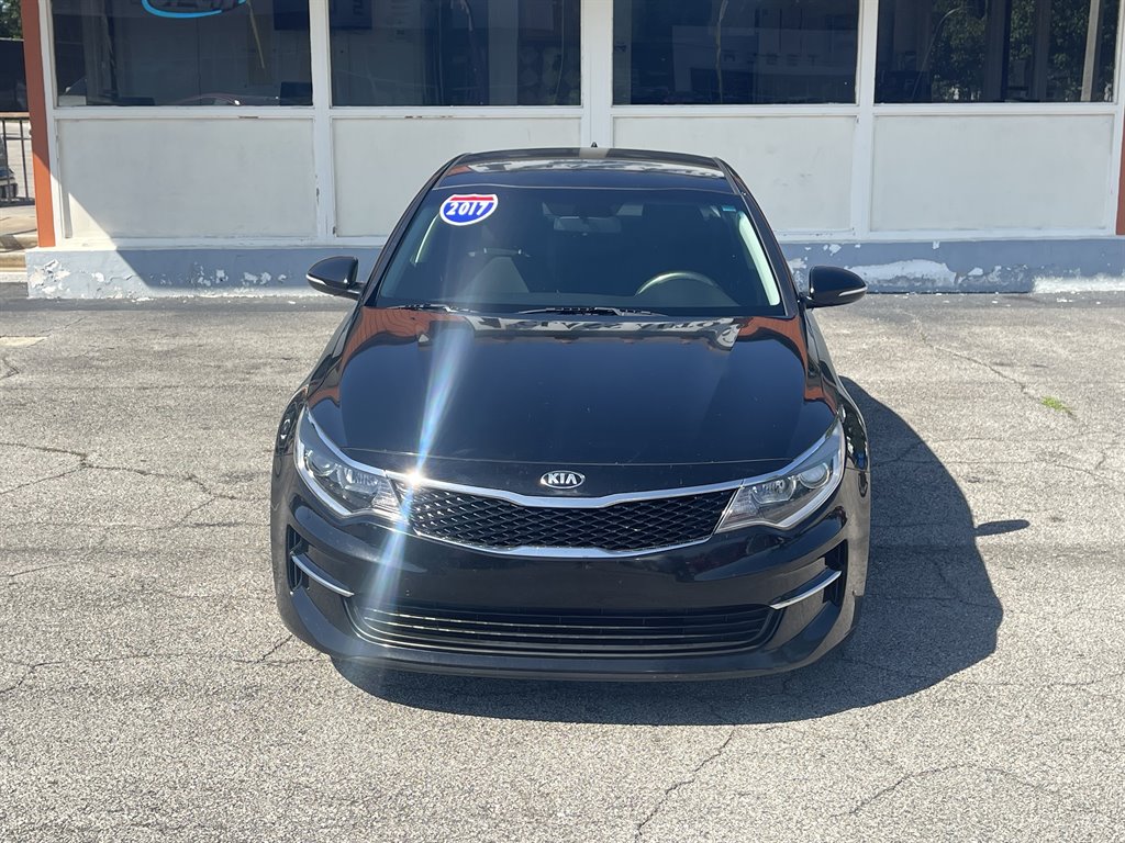 2017 Kia Optima - $11,995