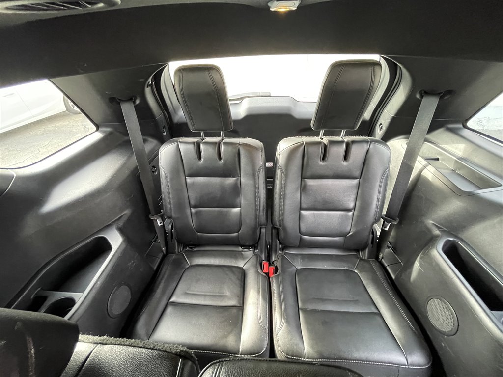 2016 Ford Explorer - $14,995