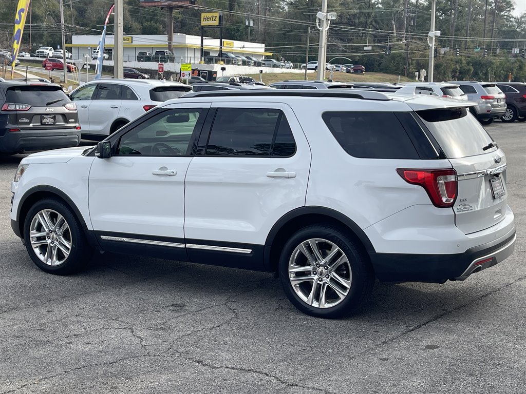 2016 Ford Explorer - $14,995