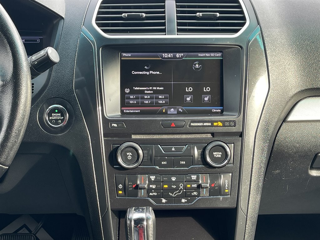 2016 Ford Explorer - $14,995