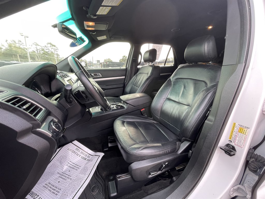 2016 Ford Explorer - $14,995