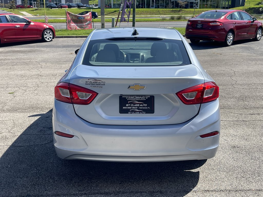 2017 Chevrolet Cruze - $9,995