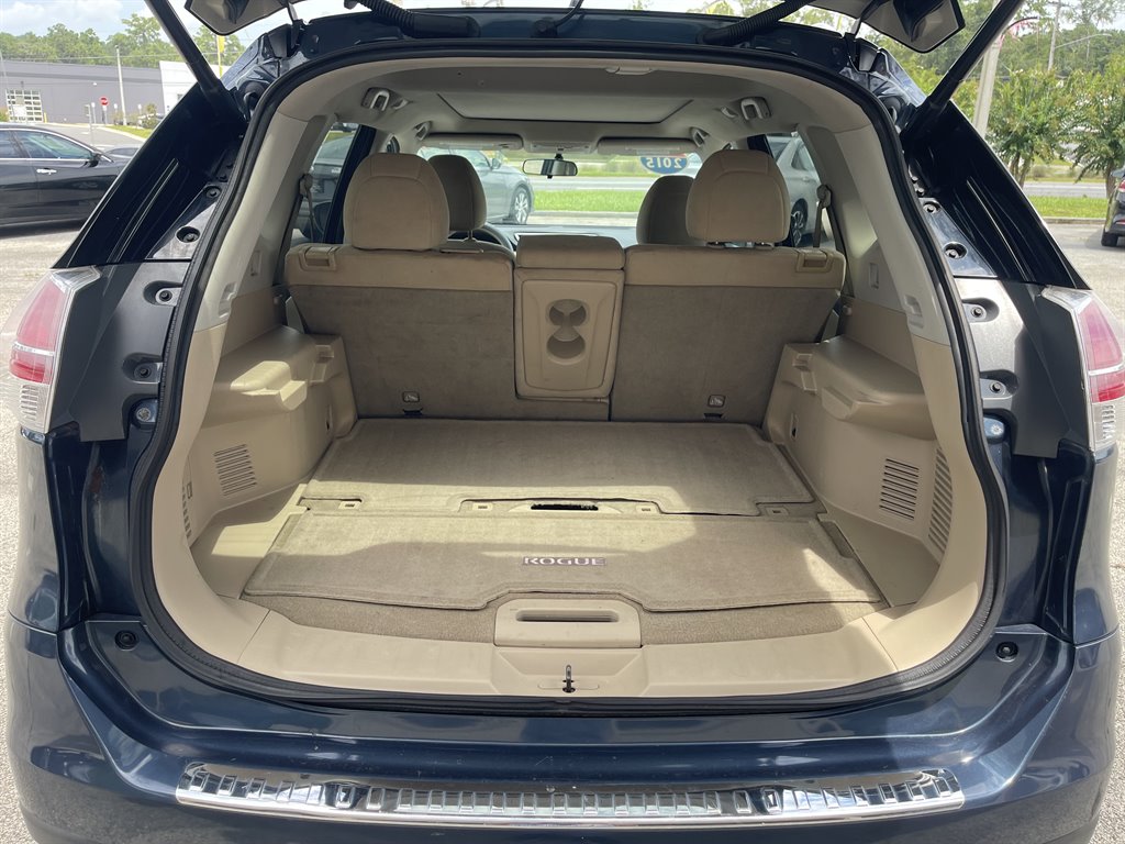 2015 Nissan Rogue - $9,995
