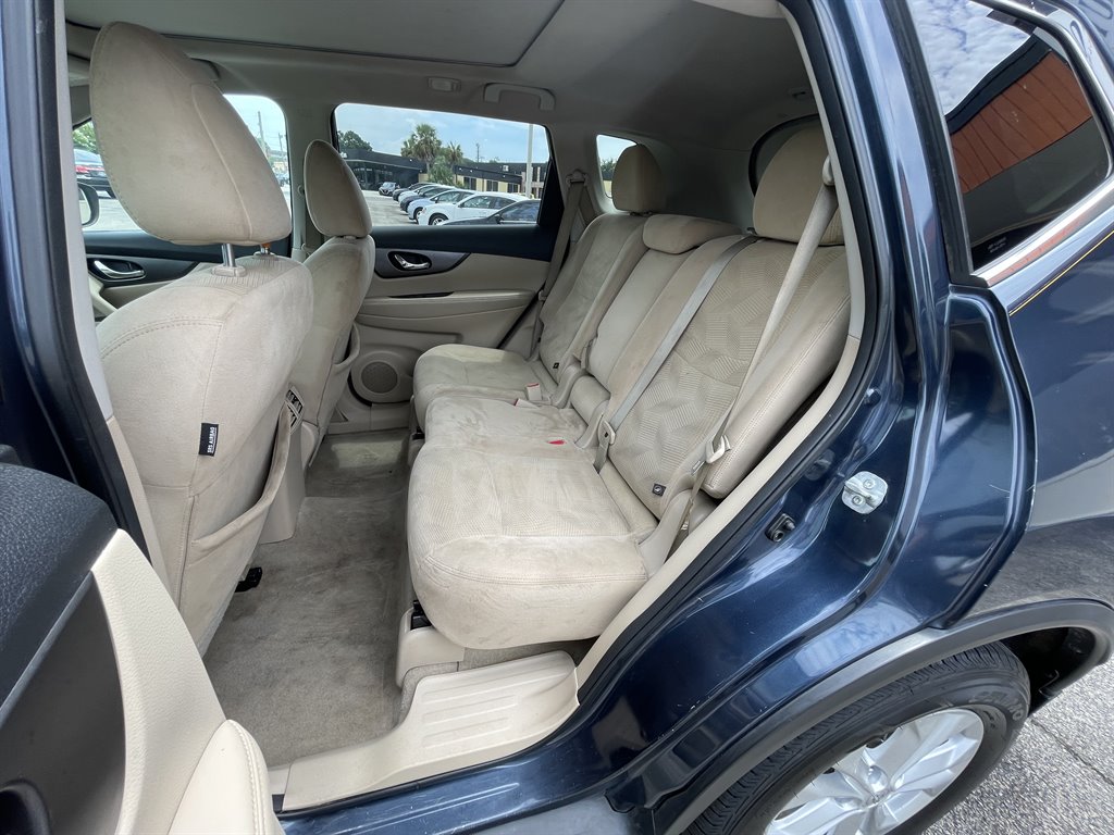 2015 Nissan Rogue - $9,995