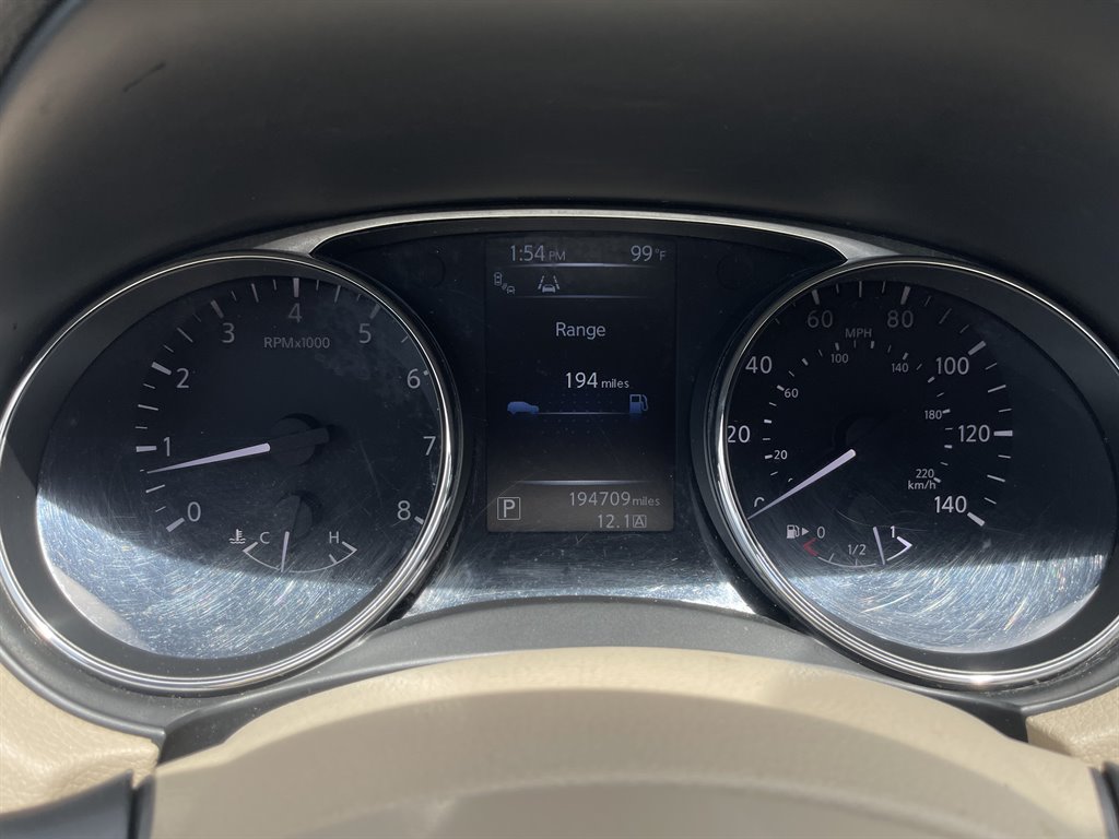 2015 Nissan Rogue - $9,995
