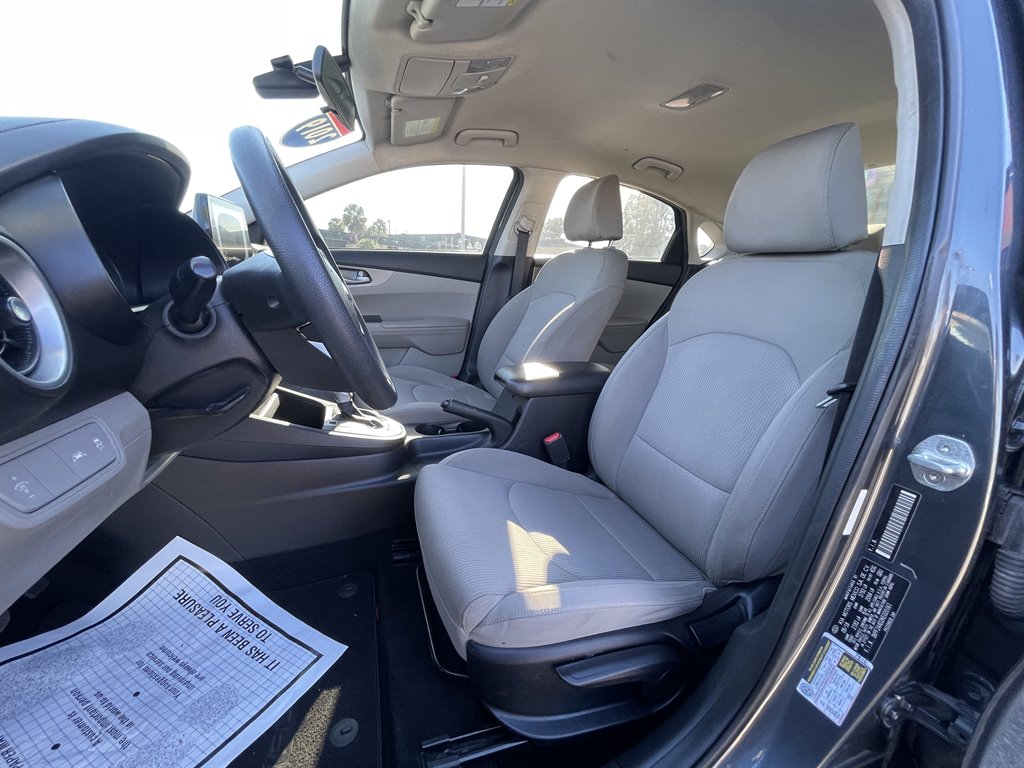 2019 Kia Forte - $11,995