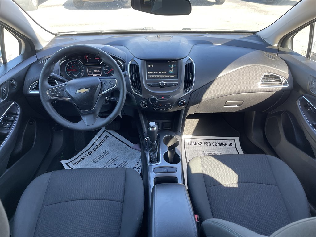 2017 Chevrolet Cruze - $9,995