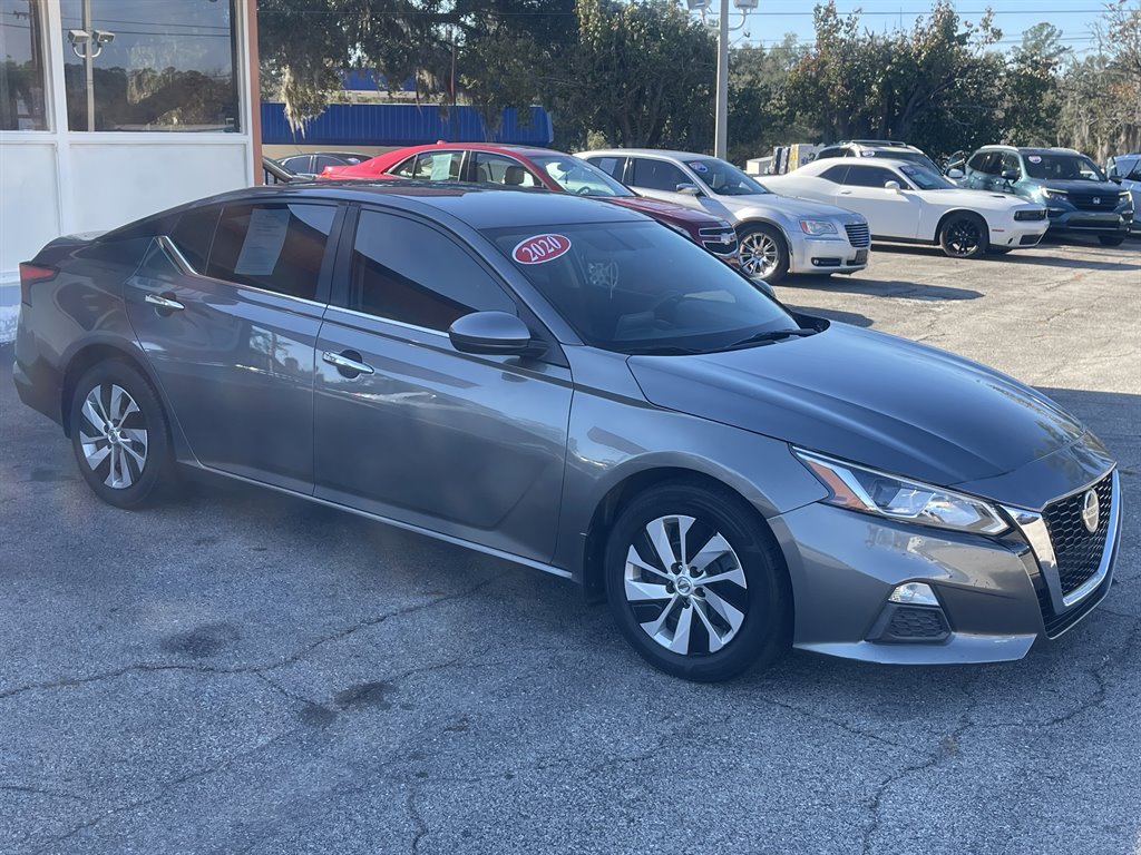 2020 Nissan Altima - $12,995