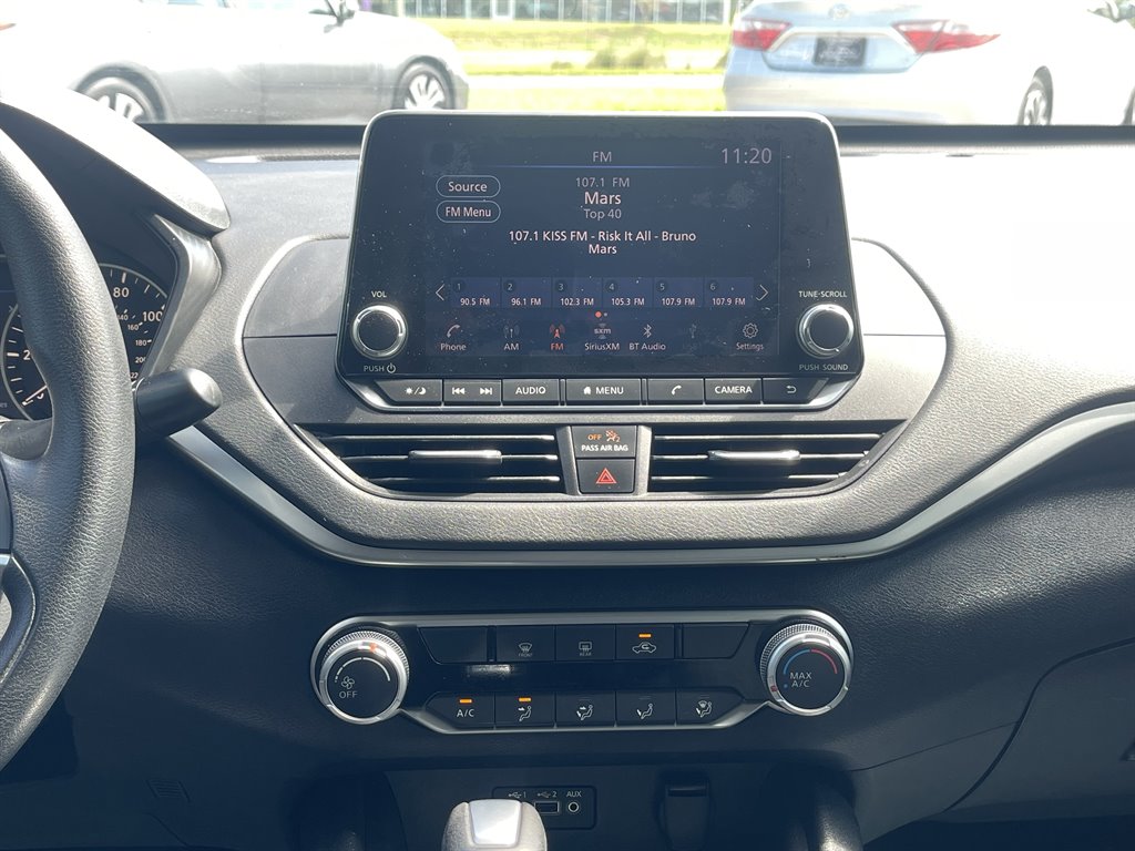 2019 Nissan Altima - $14,995