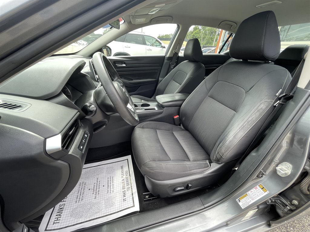 2019 Nissan Altima - $14,995