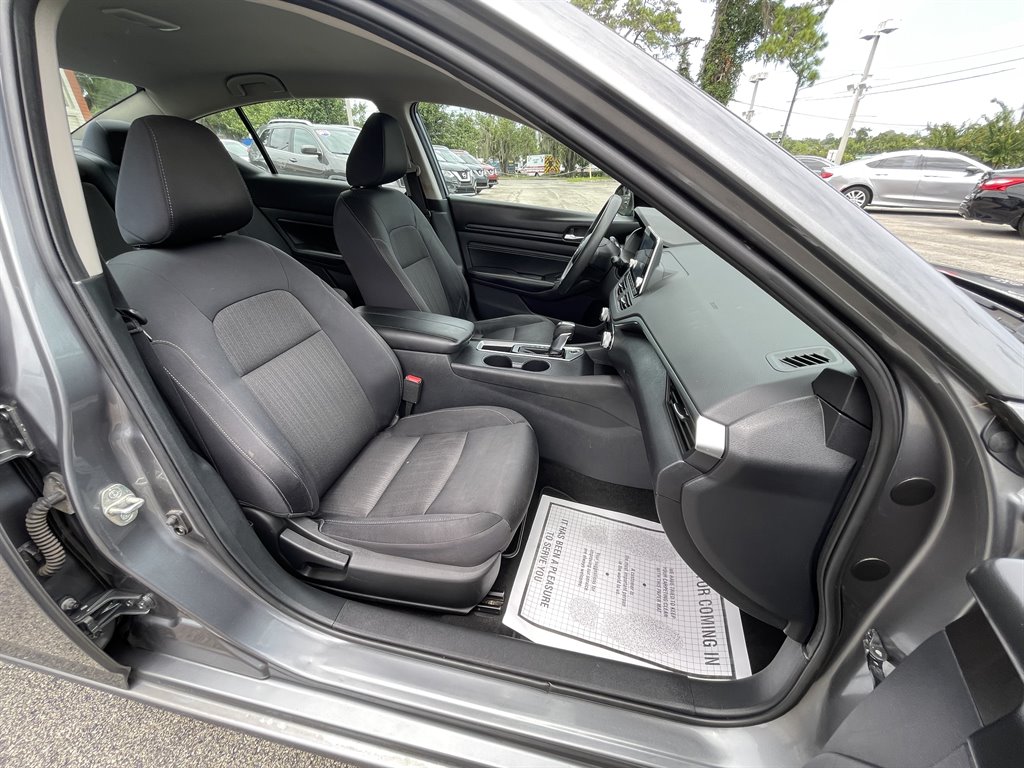 2019 Nissan Altima - $14,995