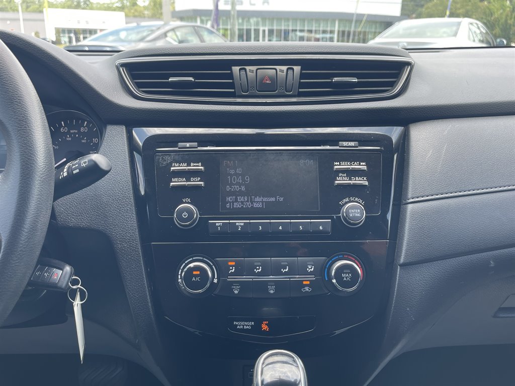 2017 Nissan Rogue - $12,995