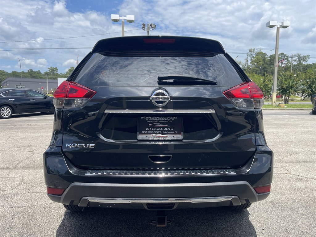 2017 Nissan Rogue - $12,995