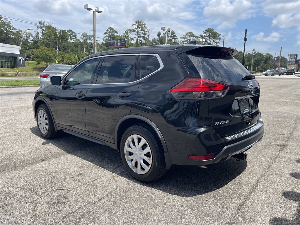 2017 Nissan Rogue - $12,995