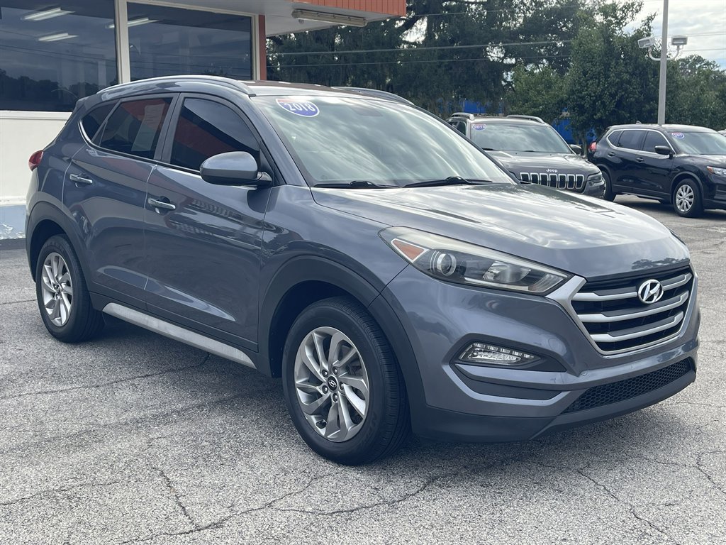 2018 Hyundai Tucson - $13,995