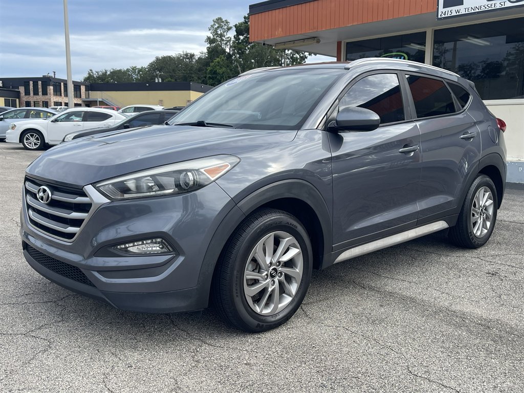 2018 Hyundai Tucson - $13,995
