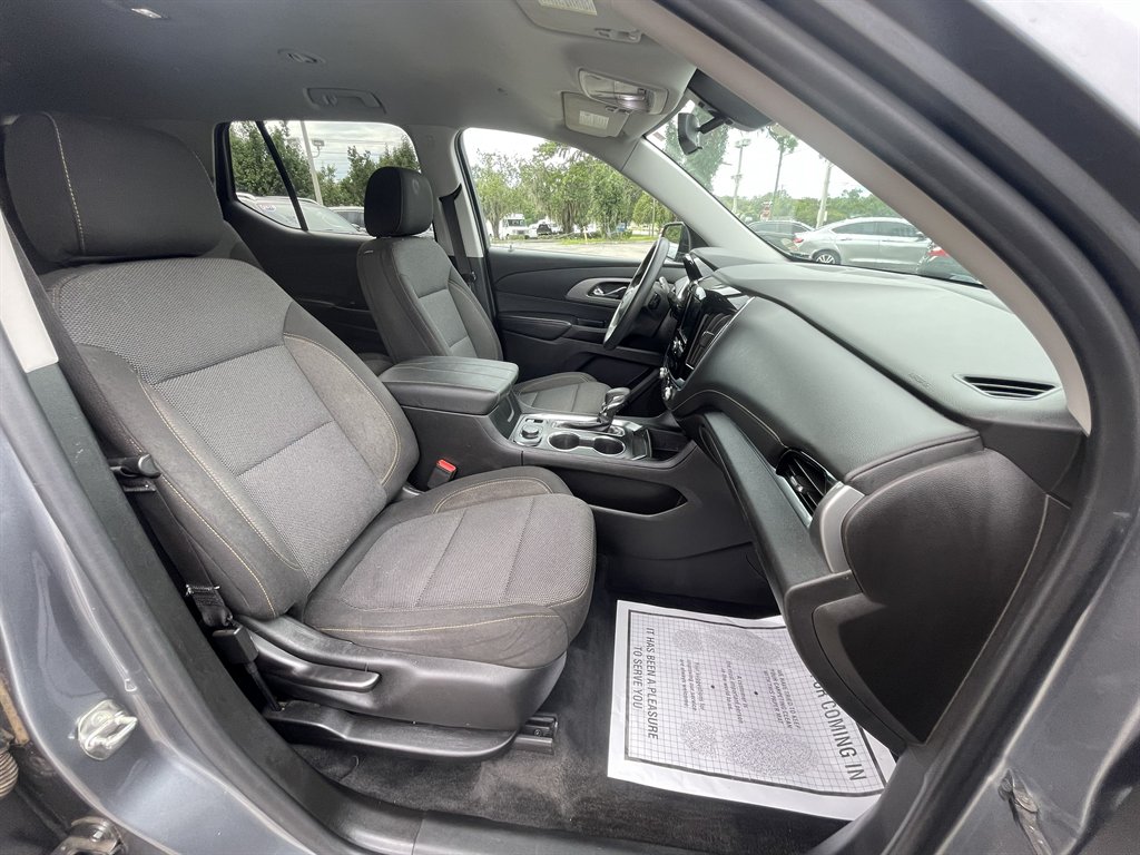 2021 Chevrolet Traverse - $15,995