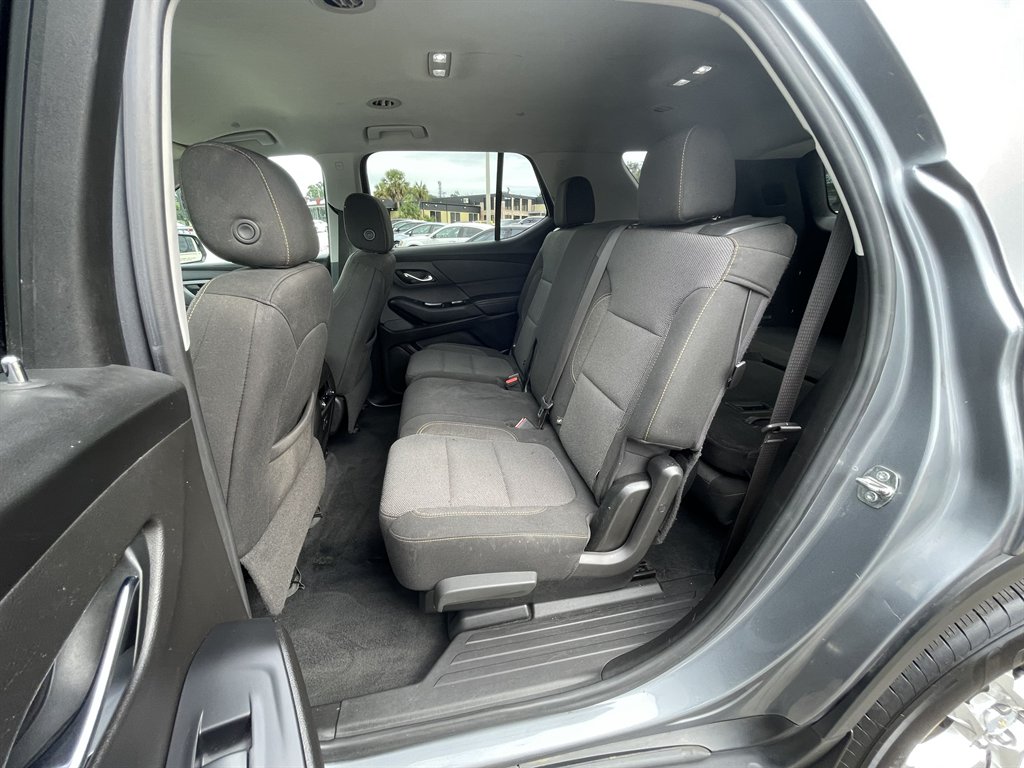 2021 Chevrolet Traverse - $15,995