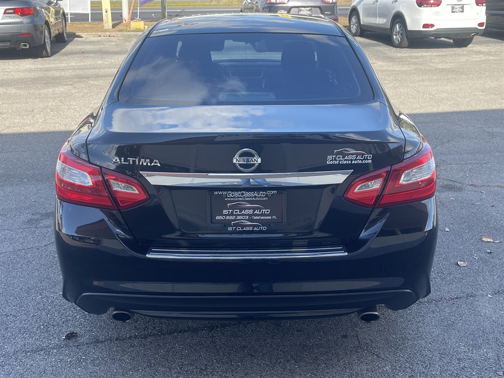 2017 Nissan Altima - $10,995