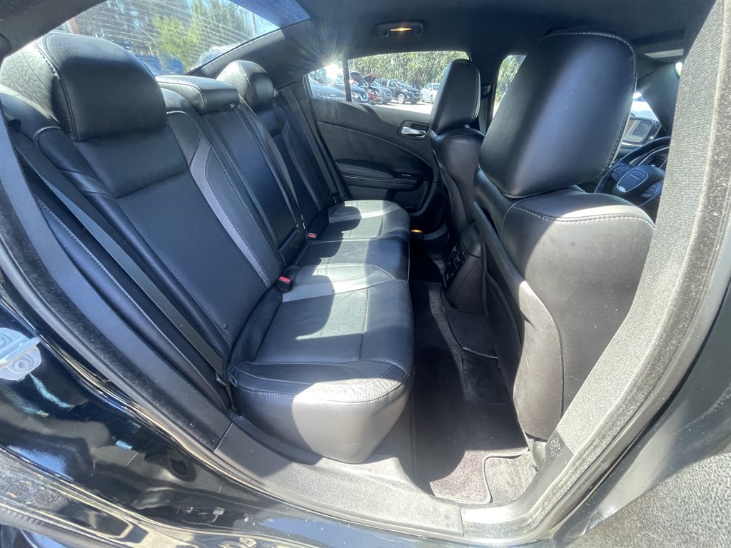2016 Dodge Charger - $13,995