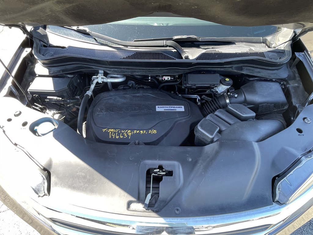 2017 Honda Pilot - $15,995