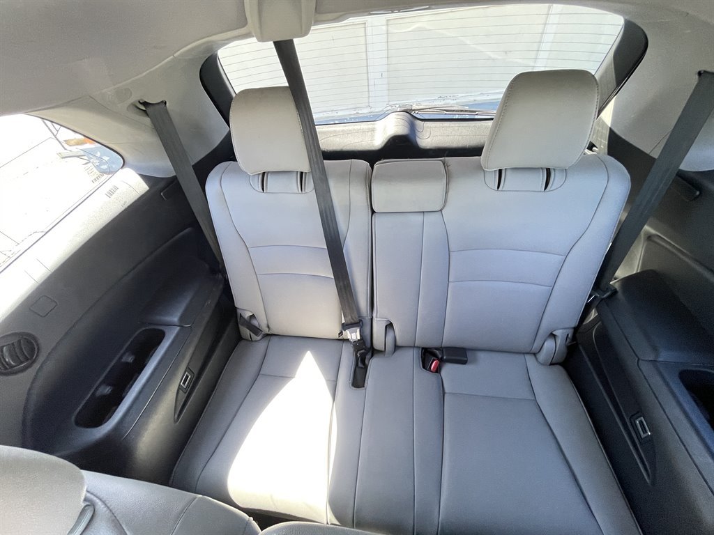 2017 Honda Pilot - $15,995
