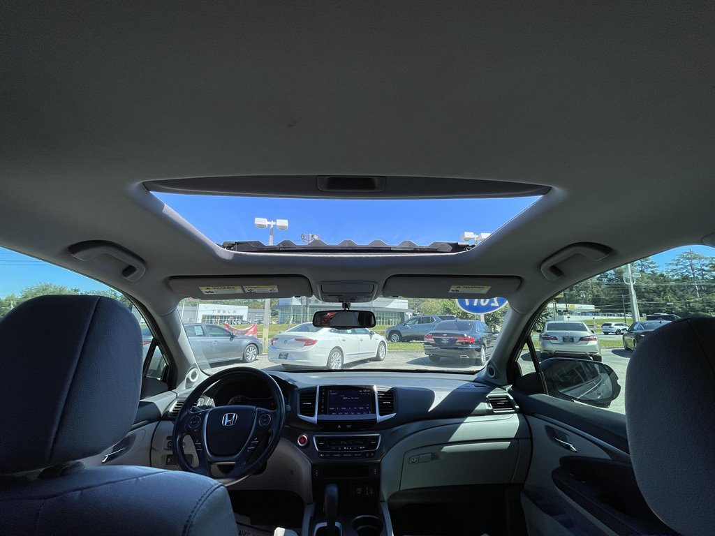 2017 Honda Pilot - $15,995