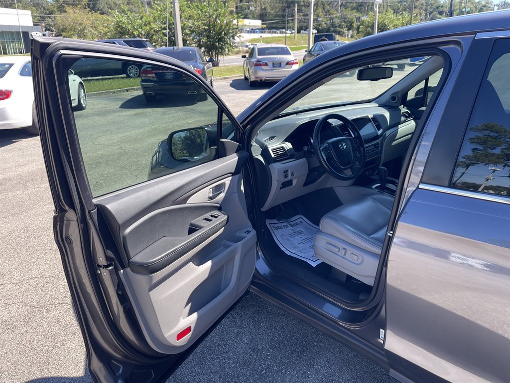 2017 Honda Pilot - $15,995