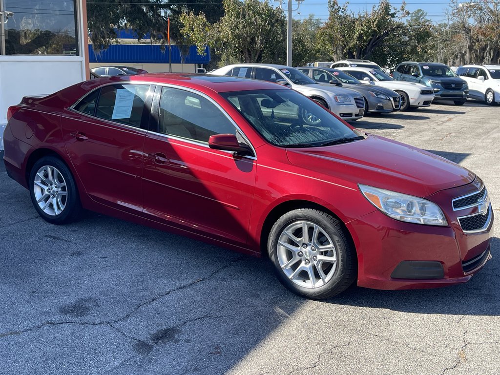 2013 Chevrolet Malibu - $9,995
