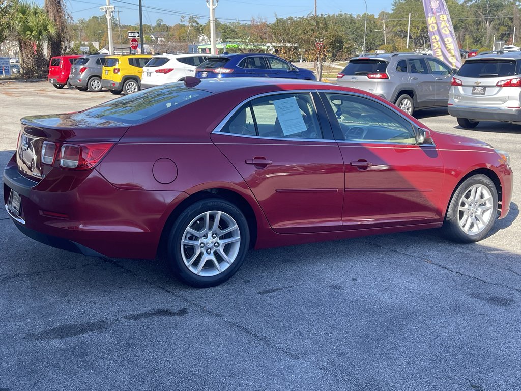 2013 Chevrolet Malibu - $9,995