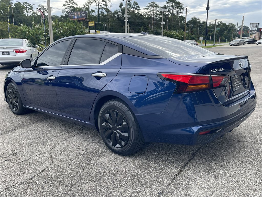 2019 Nissan Altima - $12,995