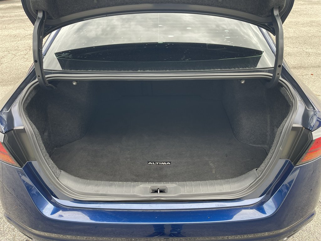 2019 Nissan Altima - $12,995