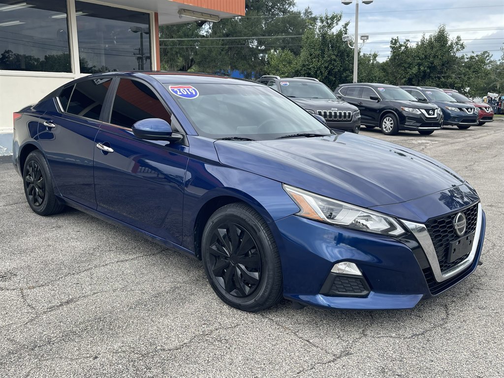 2019 Nissan Altima - $12,995