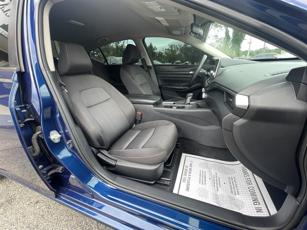 2019 Nissan Altima - $12,995