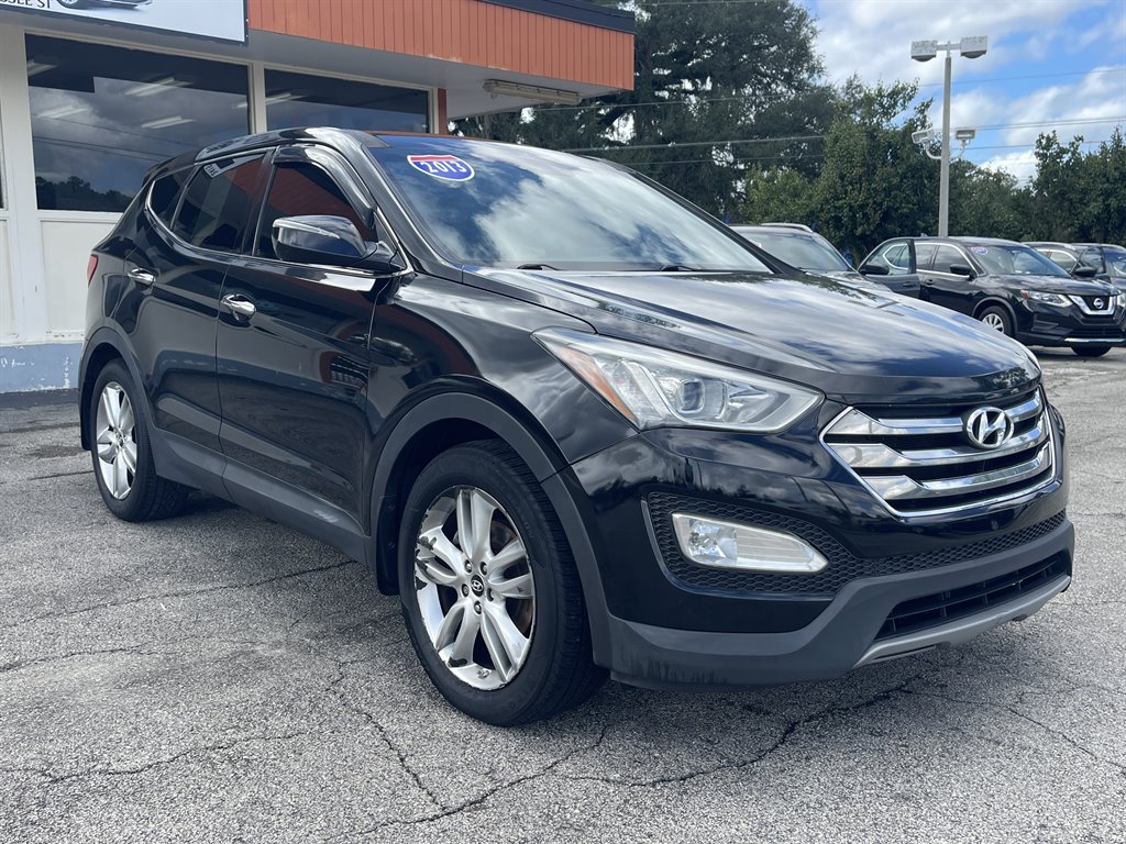 2013 Hyundai Santa Fe Sport - $10,995
