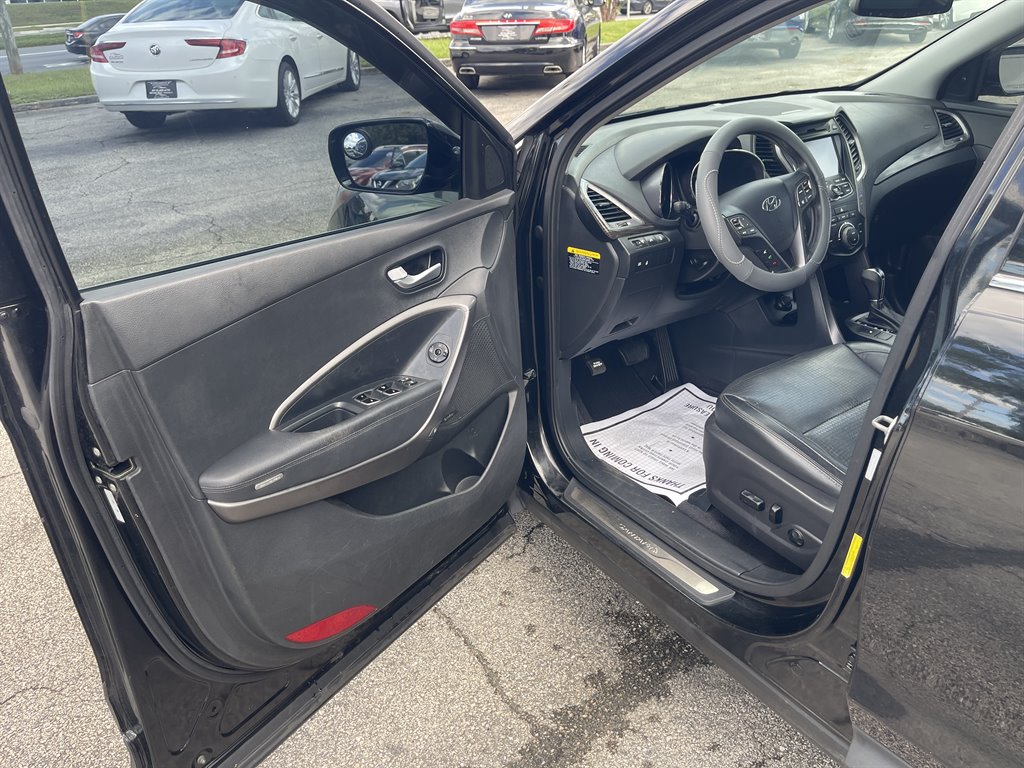 2013 Hyundai Santa Fe Sport - $10,995