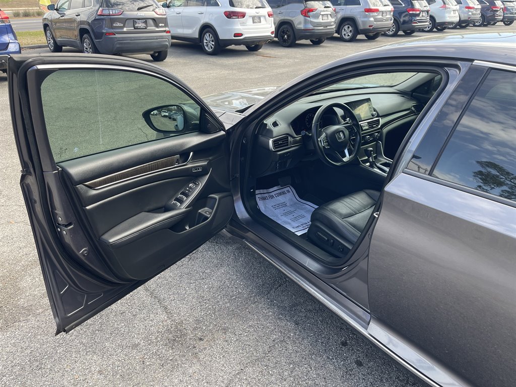 2020 Honda Accord - $19,995