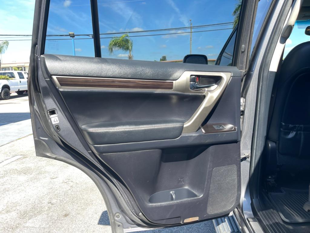 2015 Lexus GX 460 photo